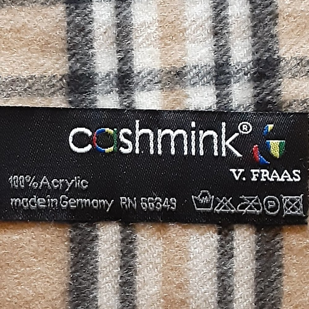 NWOT/CASHMINK V.FRAAS SCARF - Picture 2 of 4